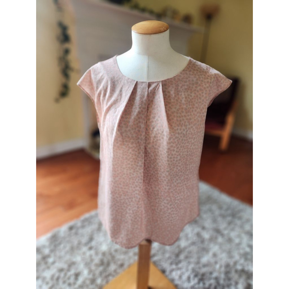 Women's Violet & Claire Top Size S Peach Gray
